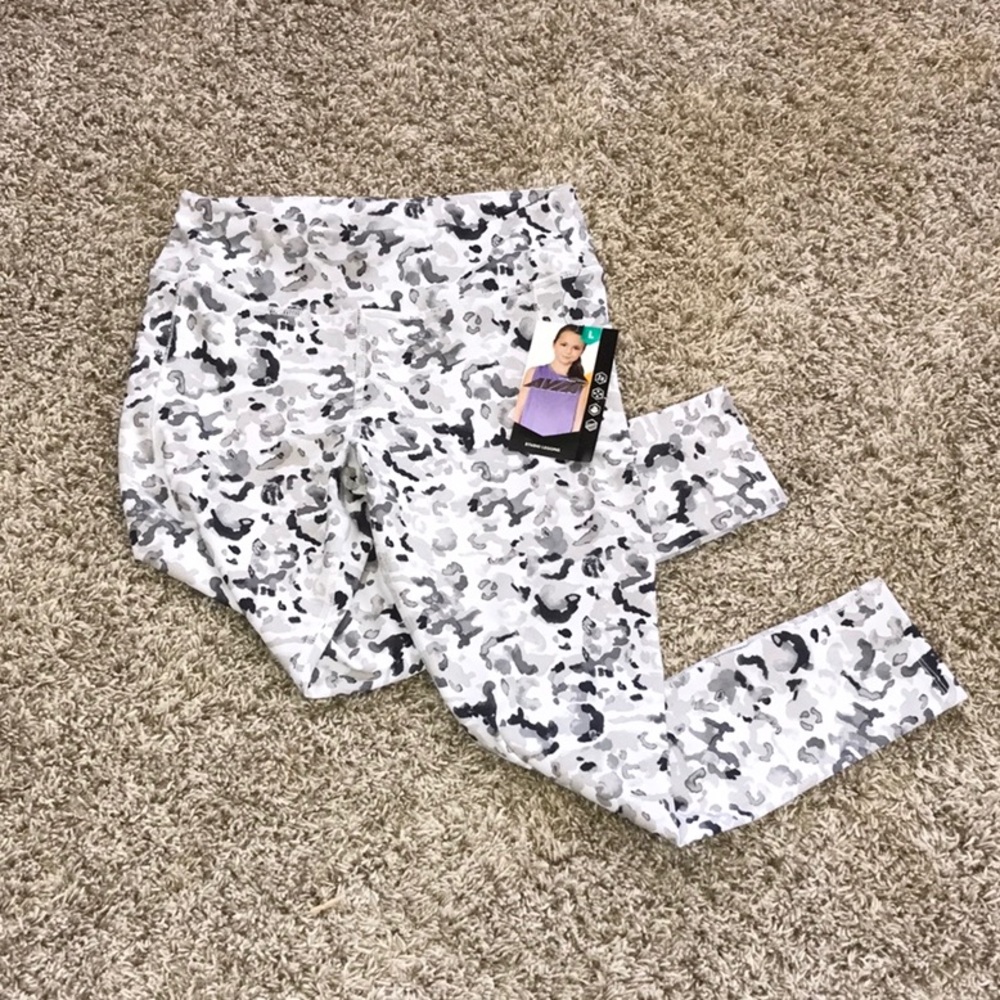 Cheetah print leggings